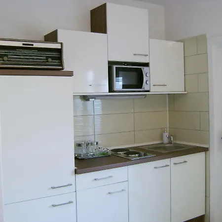 Veronica Apartment *